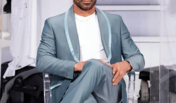 Gianni Sperti indossa Andrea Versali a Uomini e Donne